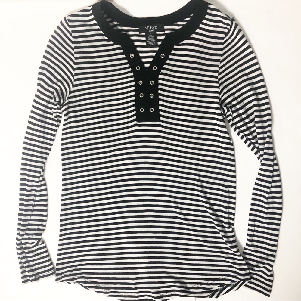 Verve Ami Black and white shirt size small